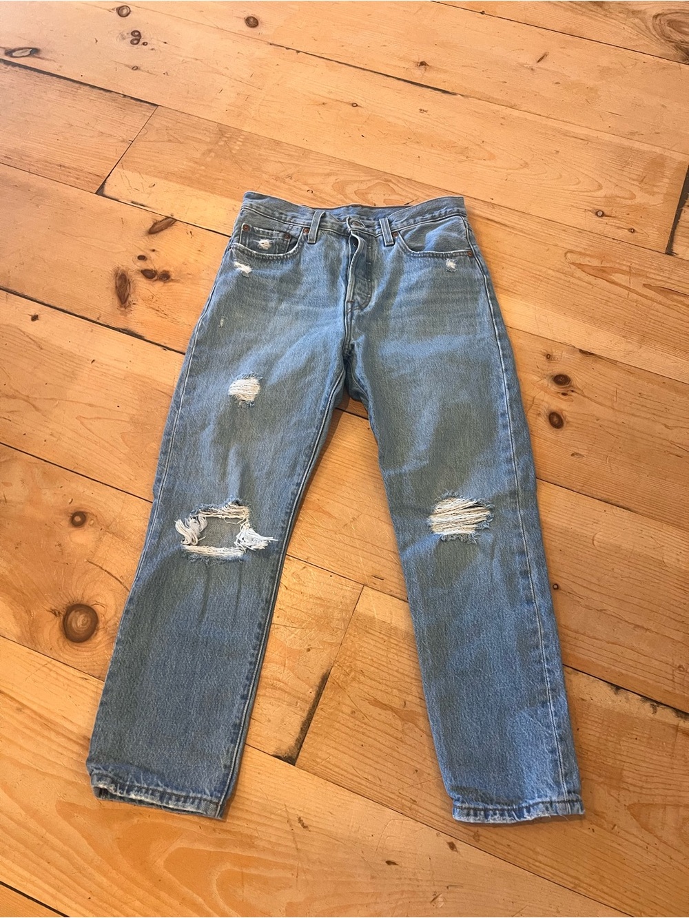 Levi's Light Blue Women's Relaxed Ripped Jeans